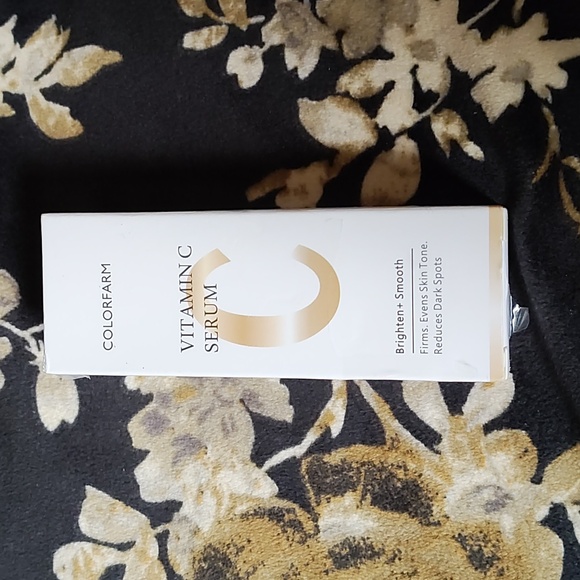 Color farm vitamin C Serum brighten + smooth - Picture 1 of 16